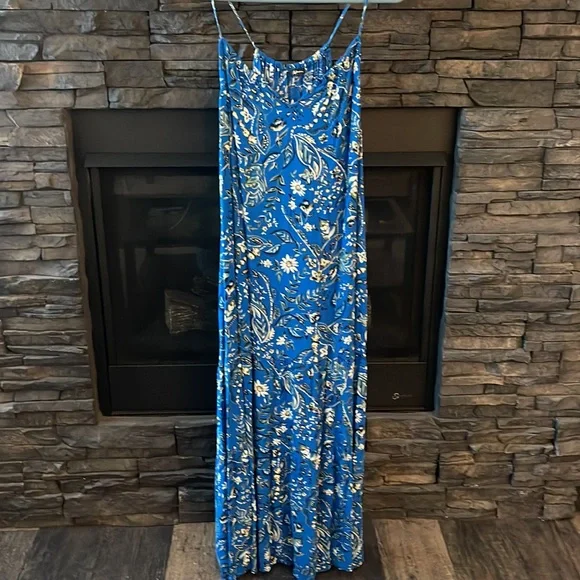 Beautiful flowey maxi - Picture 3 of 6